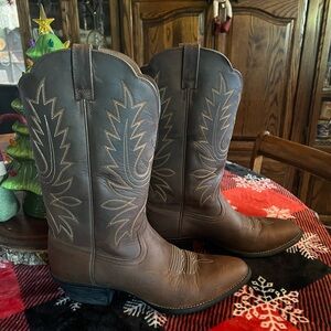New Ariat Western Boots